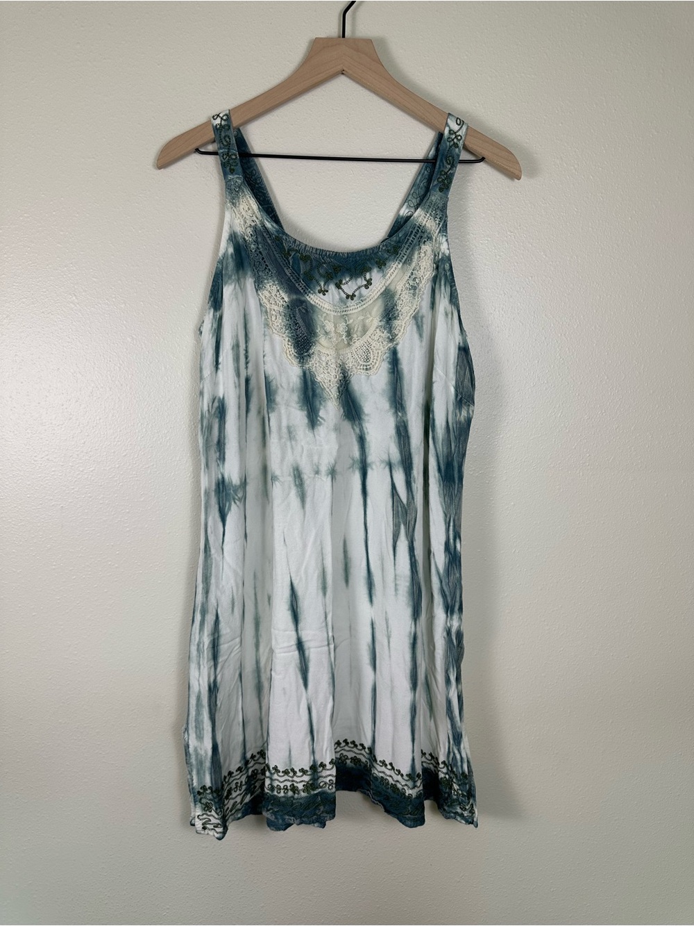 RAYA SUN Women XL Green Lace Trim Embroidered Whimsical Tie-Dye Boho Mini Dress